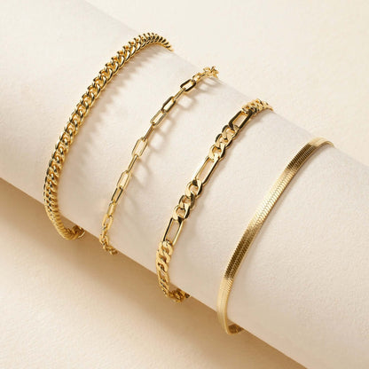 The Essential Curb Chain Bracelet